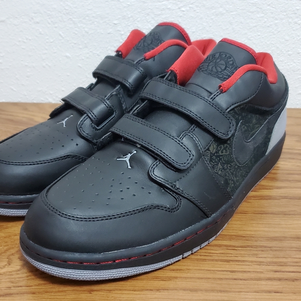 Air Jordan 1 Low Velcro 'Stealth'